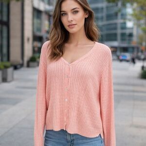 JEANNE PIERRE Soft Peach V-Neck Sweater Sz S